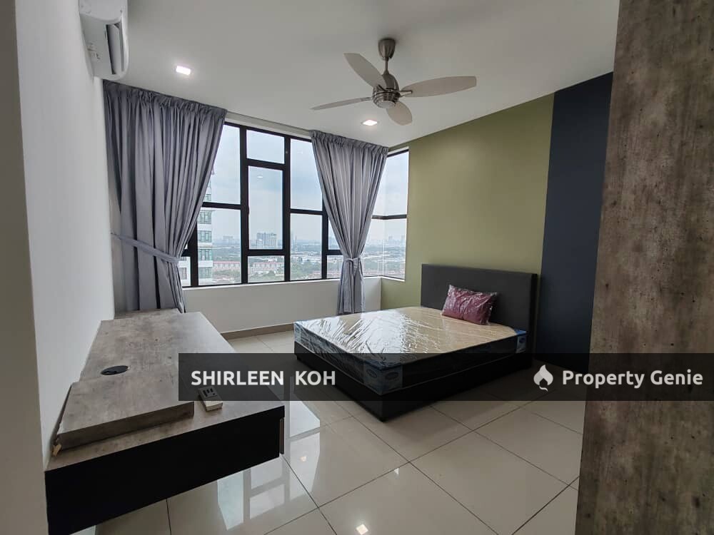Female room for rent at Austin Regency @ Taman Mount Austin