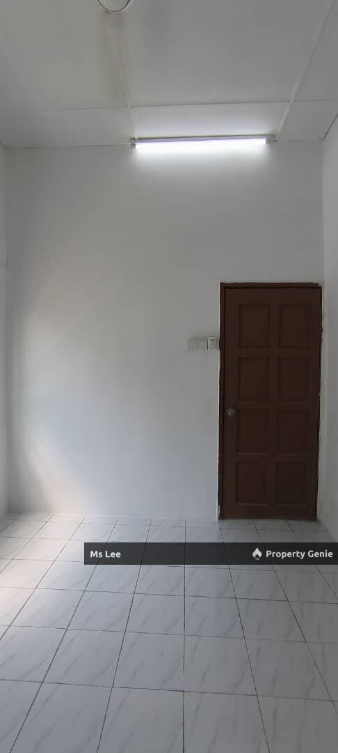 3rd floor Shop Apartment RM 350 (Pasar Malam)-Taman Sentosa @ Klang-Ready Now
