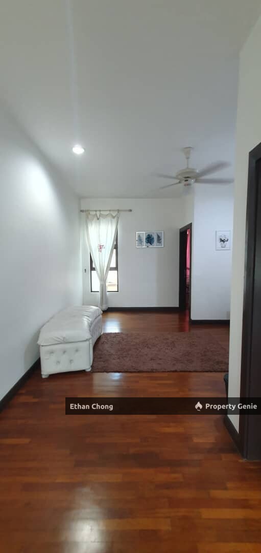 USJ 17 Restree 2 1/2 Storey Semi D House For Rent