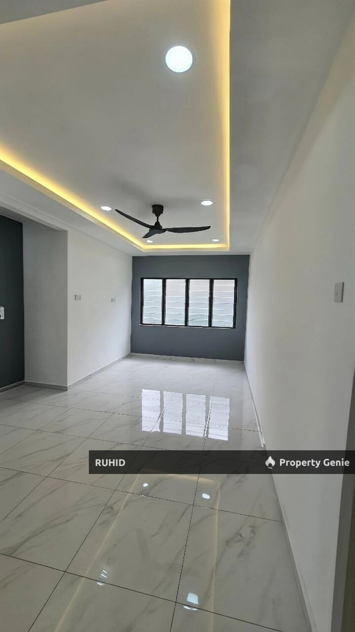 Taman Air Biru, Pasir Gudang - FULLY RENOVATED LOW COST FLAT