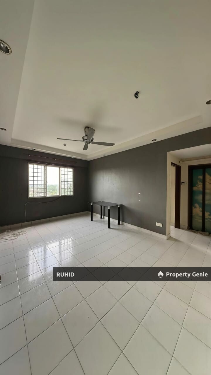 Persiaran Tanjung Apartment JB | 3R2B | 950 sqft | Great Location Near JB Town & Highway