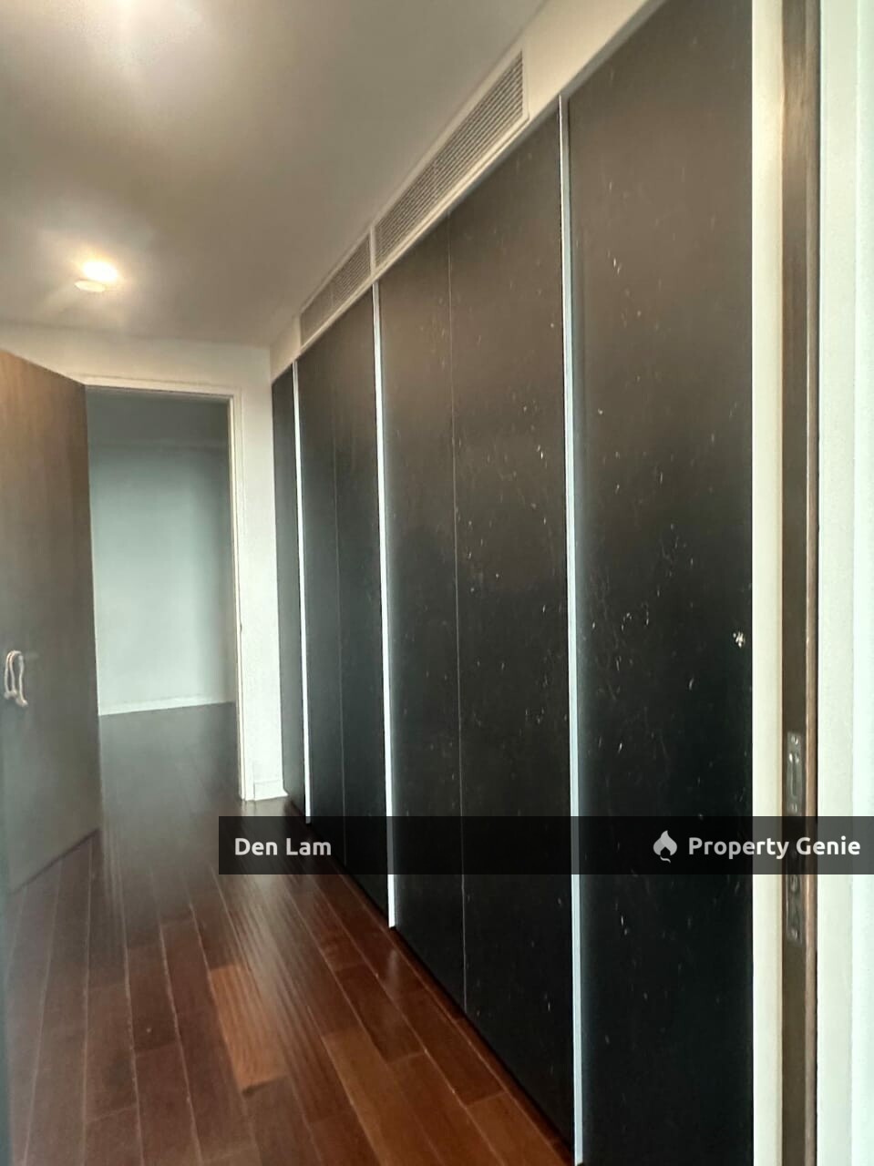 D'Rapport Residences Embassy Row jalan Ampang KLCC for sale !!