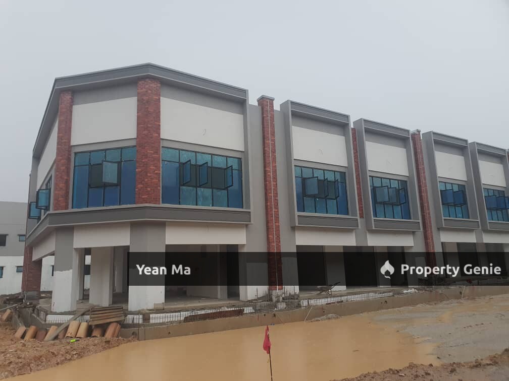 2sty Shoplot Village square Gamuda Gardens For Rent