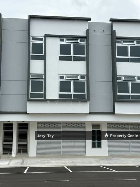 Adda Height (Whole Block) Brand New Shop Lot For Rent