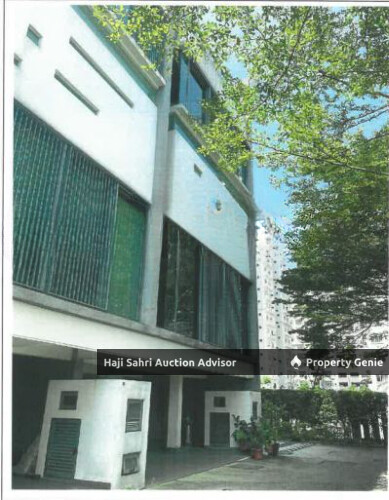 sebuah vila empat tingkat berstrata dengan lif yang beralamat pos di Unit No. 01, The Treez Jalil Residen @ Bukit Jalil, No 5, Jalan 13/155C, Bandar Bukit Jalil, 57000, Kuala Lumpur,