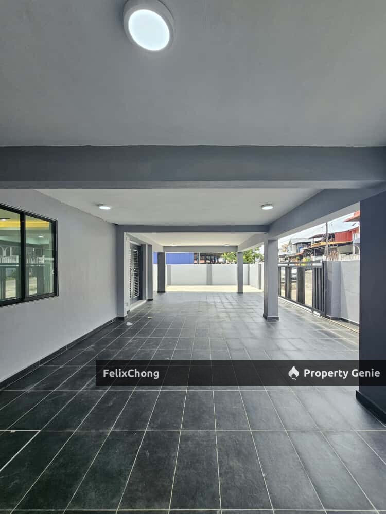 Johor Jaya 2 Sty Corner Lot,Jalan Seroja,Johor Bahru,Renovated