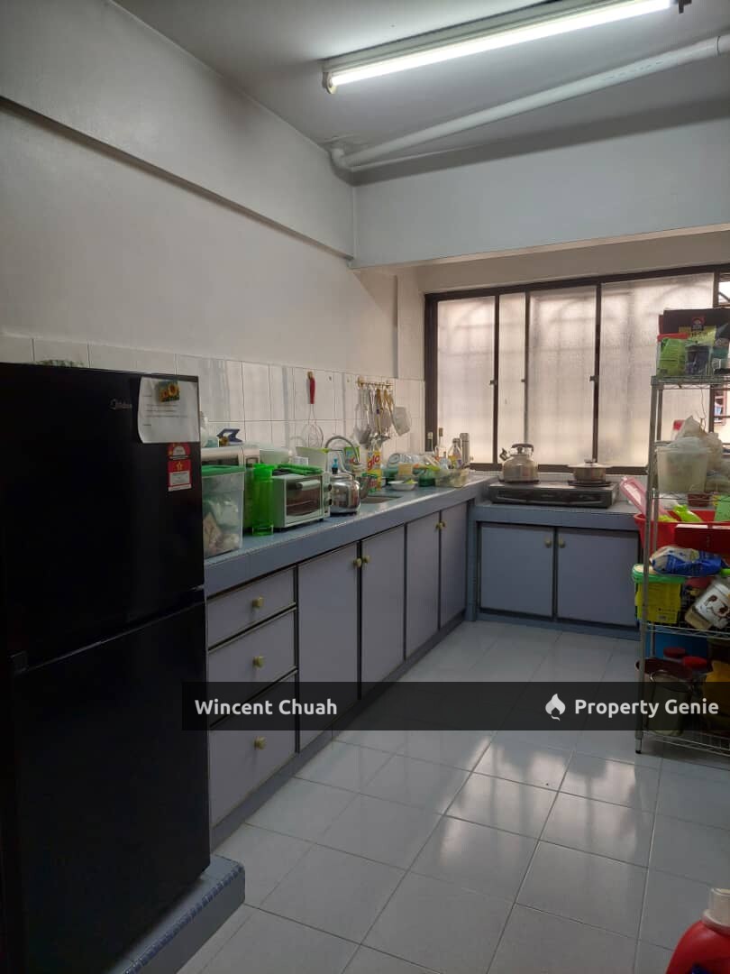Makmur Apartment F/F with Wifi, Bandar Sunway, PJS8, Selangor