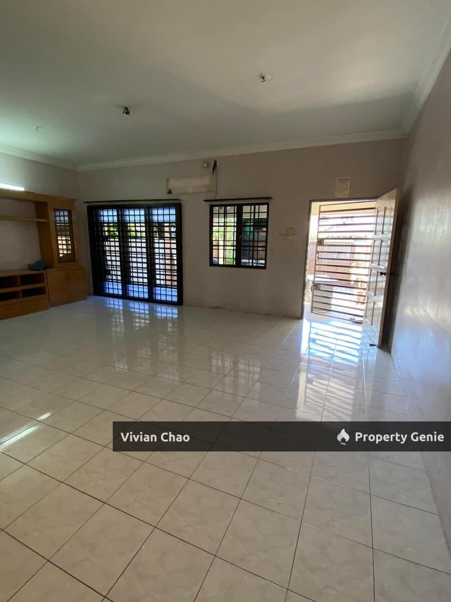 Spacious and Well Maintained Double Storey Terrace in Tasek Ipoh