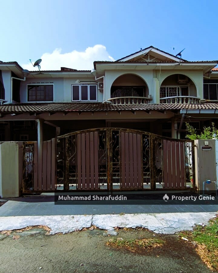DOUBLE STOREY TERRACE BATU HITAM BESERAH KUANTAN.