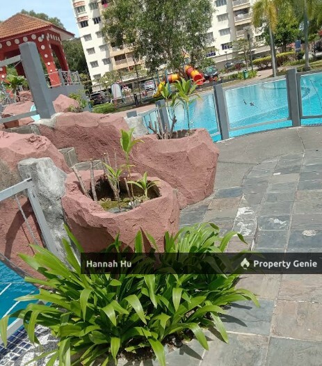 Koi Tropika Puchong Apartment