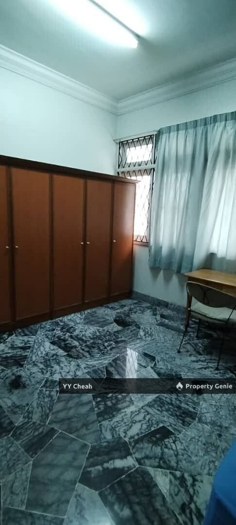 Taman Mansion 2 storey Bungalow 13000 sq ft Freehold Ipoh Town