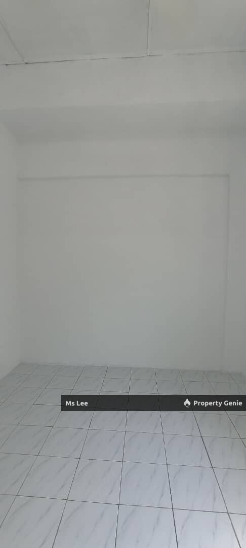 3rd floor Shop Apartment RM 350 (Pasar Malam)-Taman Sentosa @ Klang-Ready Now