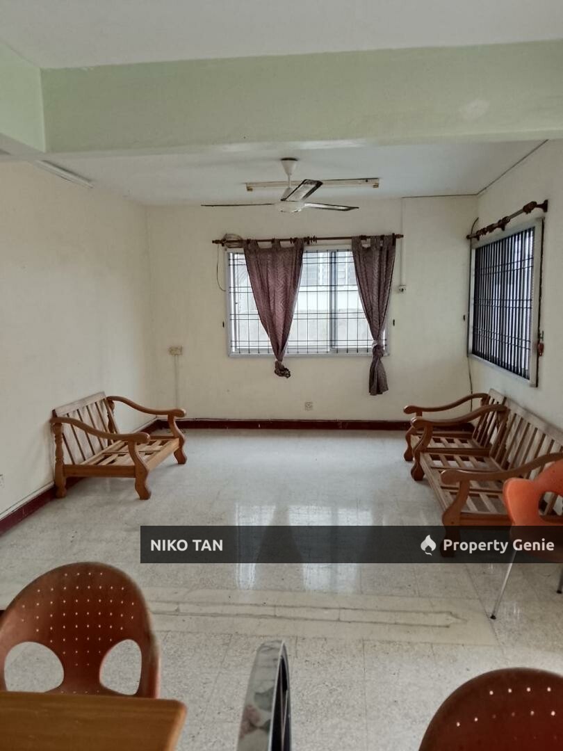 Jalan Ungu Double Storey Corner Lot at Taman Pelangi For Rent