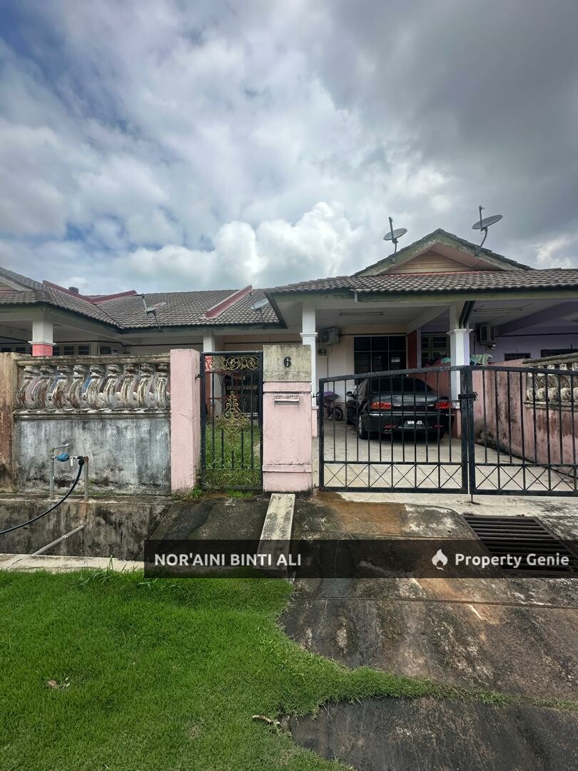 Teres Setingkat Indera Mahkota 14 Taman Mahkota Idaman, Kuantan For sale