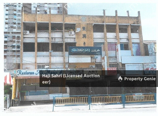 Pangsapuri yang beralamat pos di 54-D, Jalan Burma, 10050, Georgetown, Pulau Pinang