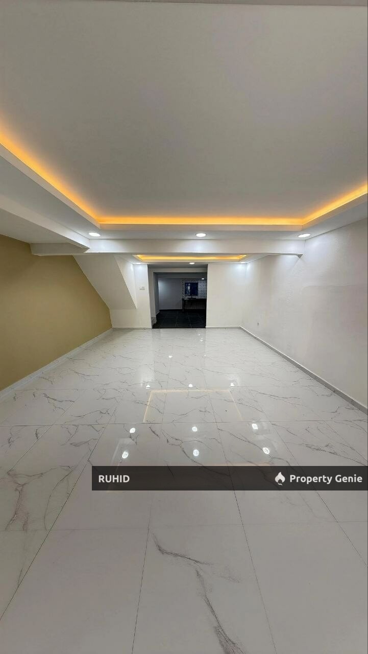 Below Market Value! Renovated 2 Storey Terrace @ Masai | Freehold Unit