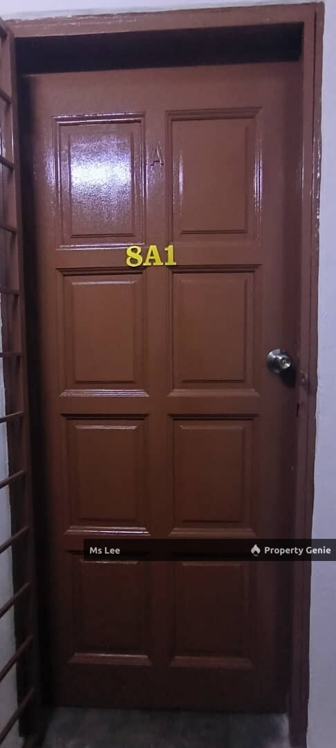 Male Room 3 RM750 @ 1st Floor Shop Apt-Sek 7-Shah Alam-near UITM-Ready Now