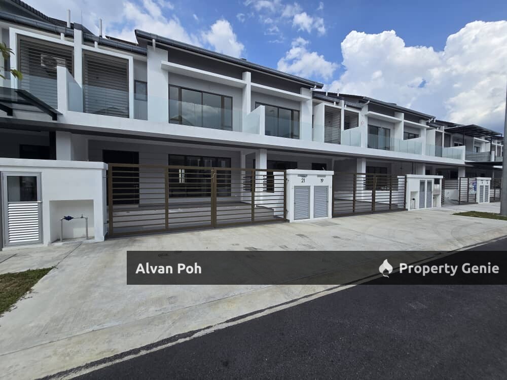 Taman Dahlia Bukit Puchong (Taylor International School)