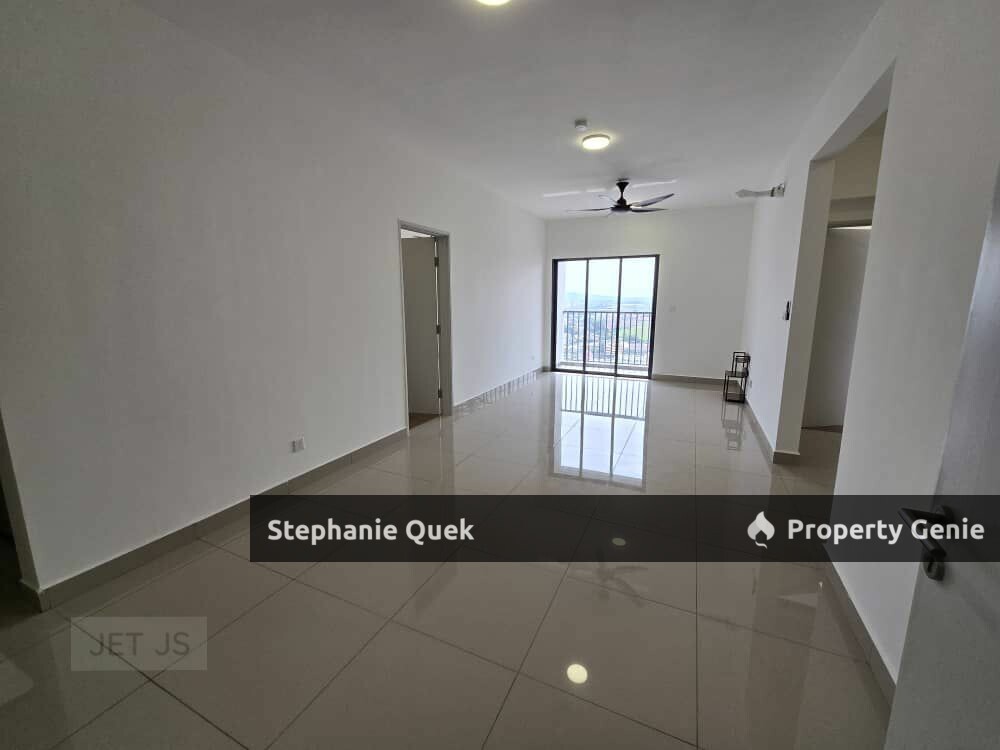 Berkeley Uptown Klang Brand New 1093sf 3B2B Partial Furnished Condo For Rent