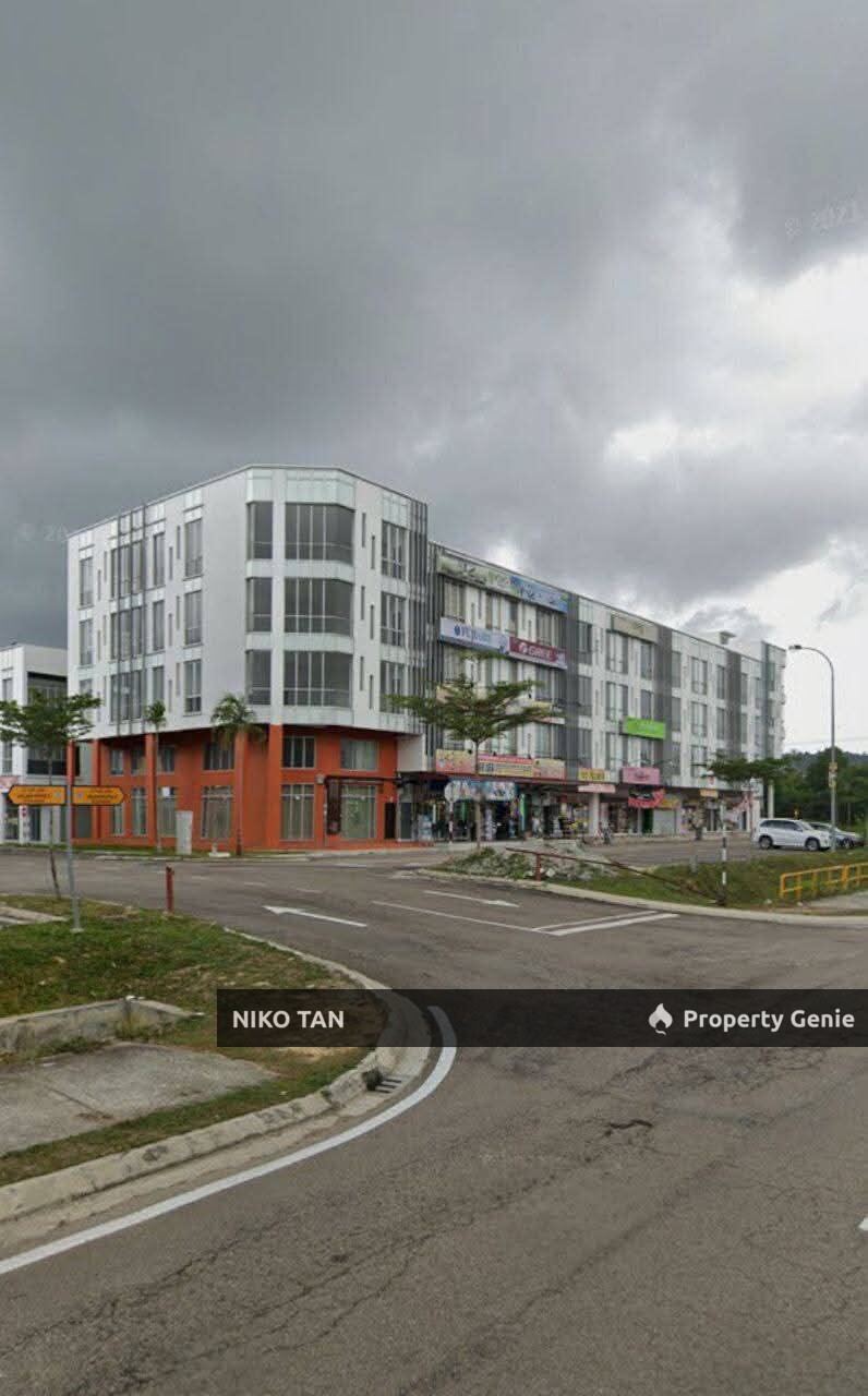 Taman Cahaya Kota Puteri 4.5 Storey Shop For Sale
