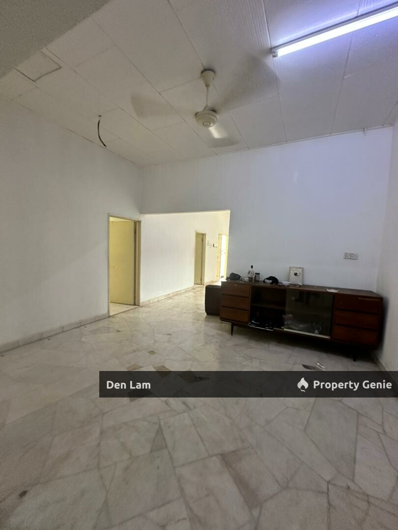 Tasik permai Ampang Bungalow House for rent!!