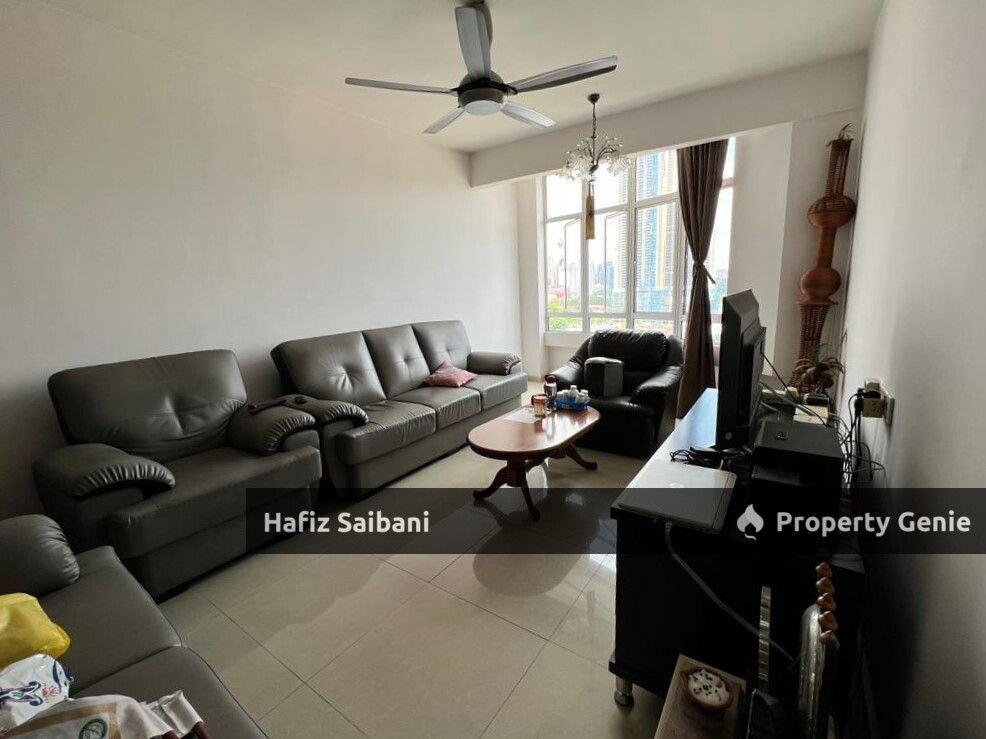 Corner unit Putra Majestik Condominium