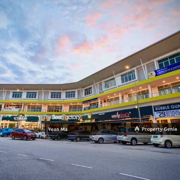 Ground Floor Shop Lot @ Pusat Komersial Anggun City Rawang For Rent