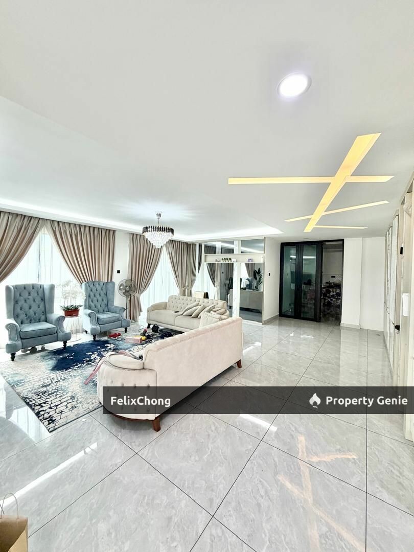 Austin Duta Adjoining Corner Intermediate Lot,Renovated,Johor Bahru