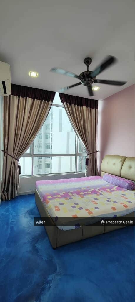 Greenfield Regency @ Tampoi Indah – Spacious Unit with Pool View
