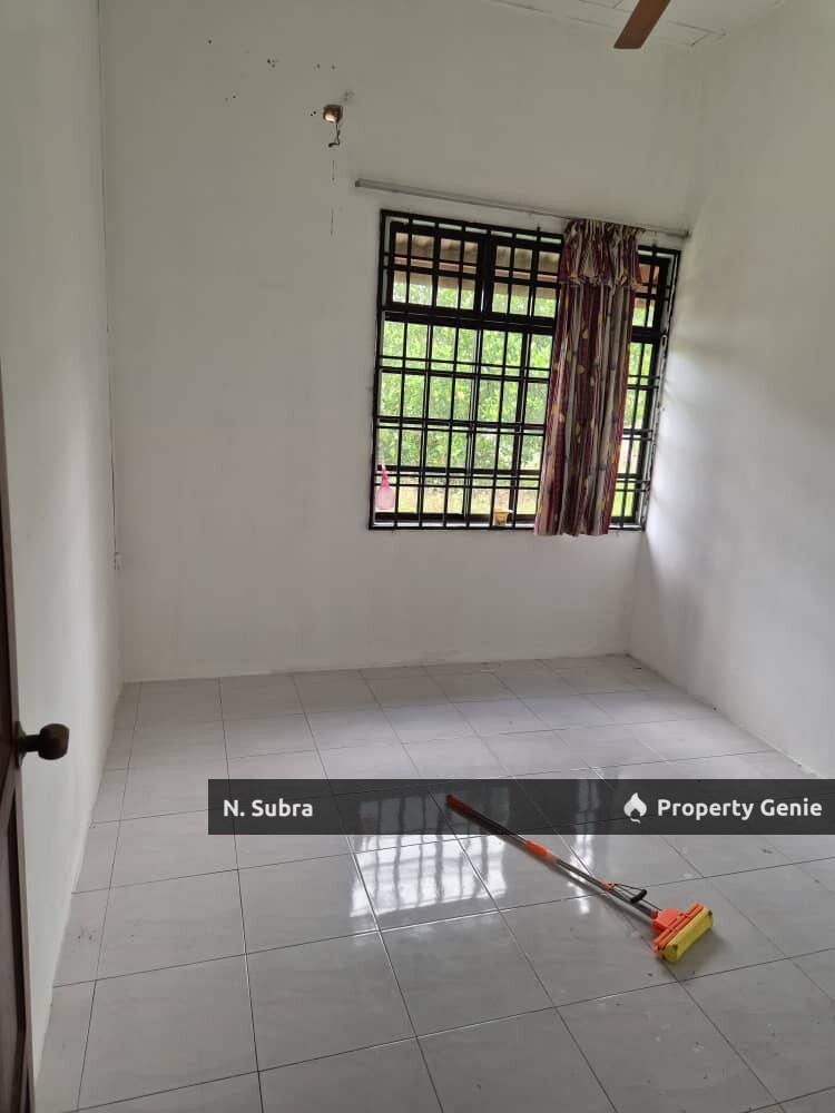1 Storey Semi D Corner Lot At Taman Rekamas