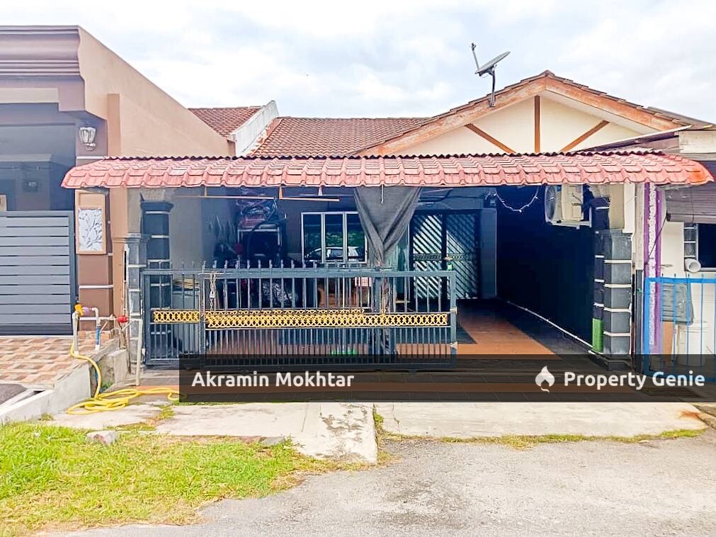 Freehold & Extended | Single Storey Terrace Taman Pinggiran Pedas, Pedas