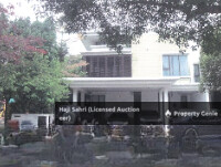 Rumah Berkembar 2 1/2 Tingkat dengan kolam mini yang beralamat pos di NO.12, JALAN P8 A/1, PRESINT 8, 62250, PUTRAJAYA, Wilayah Persekutuan Putrajaya.