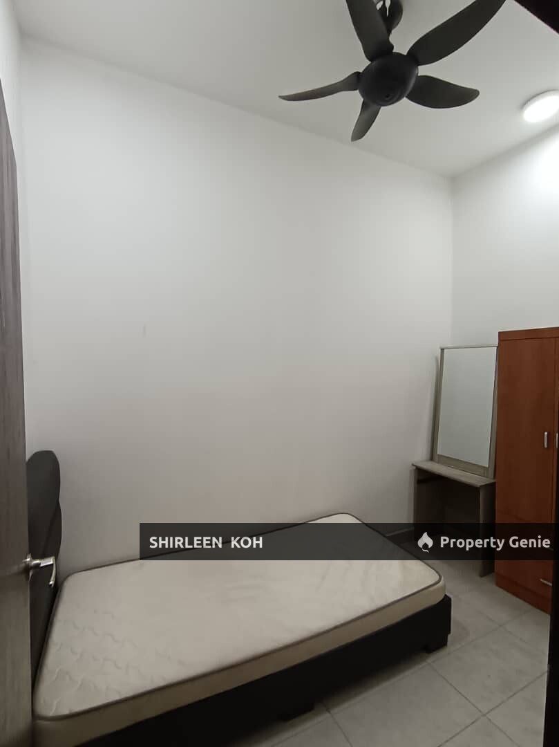 Room for rent at Paragon Suites Apartments @ Bandar Johor Bahru