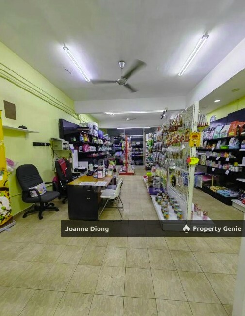 Sri Petaling Half Ground Floor Shop