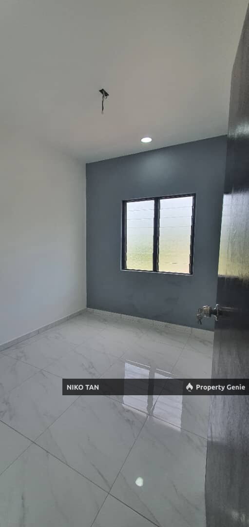 Blok 10 Taman Flora Heights, Seri Alam