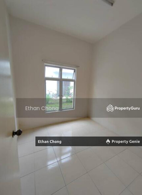 SAUJANA UTAMA 3 TERRACE PARTIAL FURNISHED HOUSE FOR RENT
