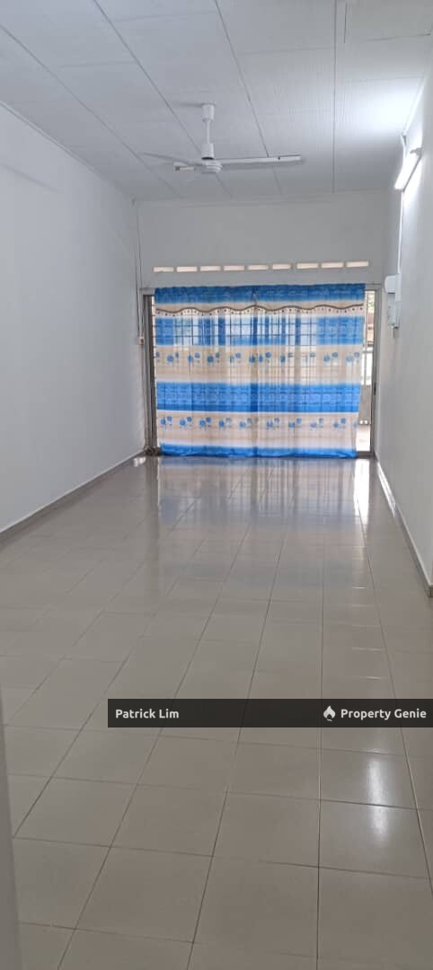 Taman Melaka Baru Batu Berendam - Single Storey Terrace House For Rent