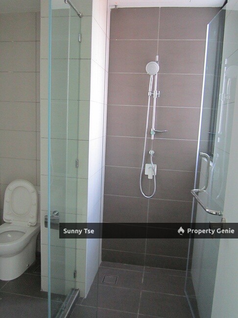 The Light Linear Gelugor, Fully Furnished, 2 Car Parks