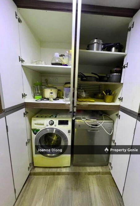 Jalan Maarof Bangsar-Double Storey House