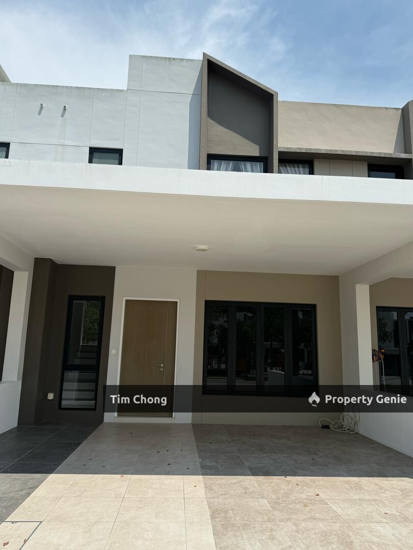 Sunway Citrine Lakeshomes