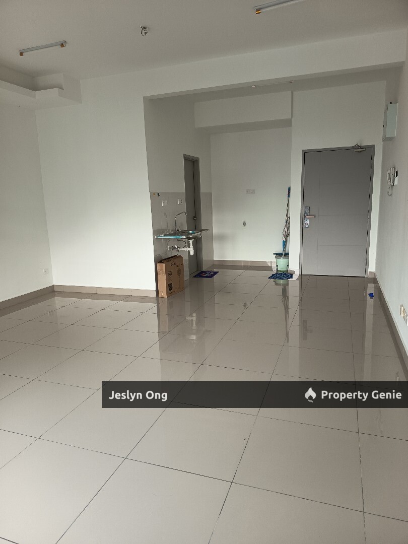 Studio @ Austin Regency for Sale