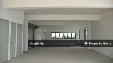 HICOM Glenmarie, 4.5 Story Semi-D factory for Sale