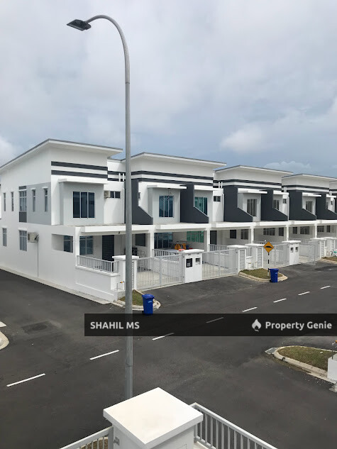 sp0093 || BANDAR PENAWAR JOHOR || TAMAN SRI PENAWAR || RUMAH TERES DUA TINGKAT || END LOT || BUMI LOT || LEASEHOLD || RM530,000