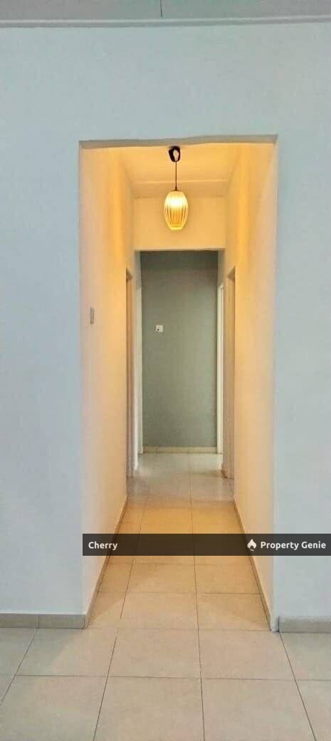 FOR SALE🌟 Taman Bukit Indah 2  🏡 Bukit Indah Flat Remarks : 👉🏻 Tenanted Rental RM1000，tenancy Agreement Ends in Early October. 👉🏻 Mot Done Selling Price : RM250k