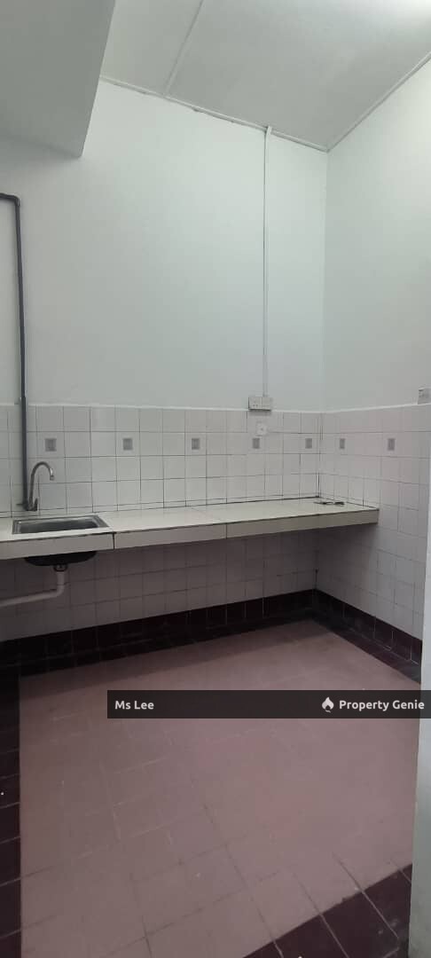 3rd floor Shop Apartment RM 350 (Pasar Malam)-Taman Sentosa @ Klang-Ready Now