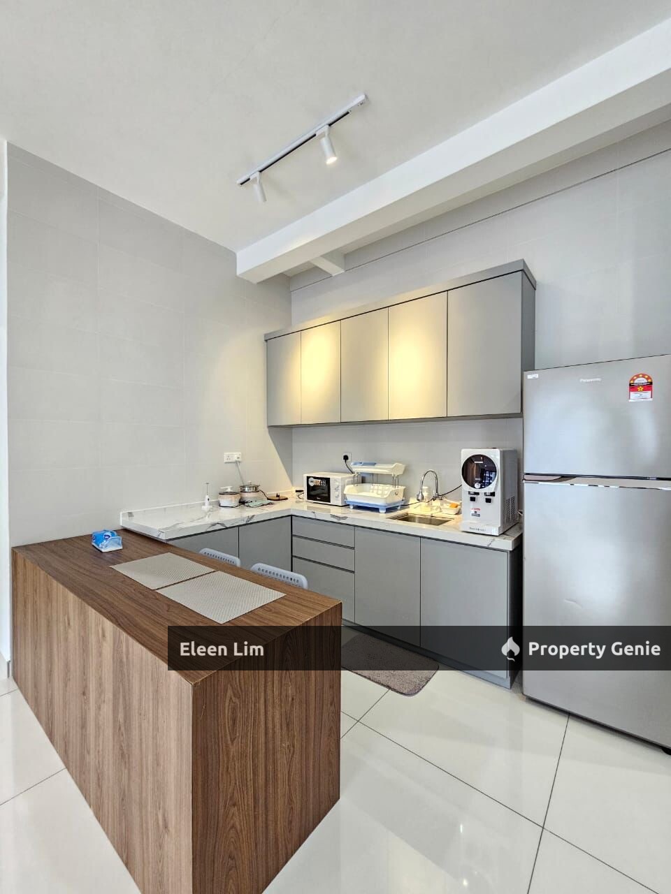 Near USM Fully Furnished @ Arte S Gelugor For Rent