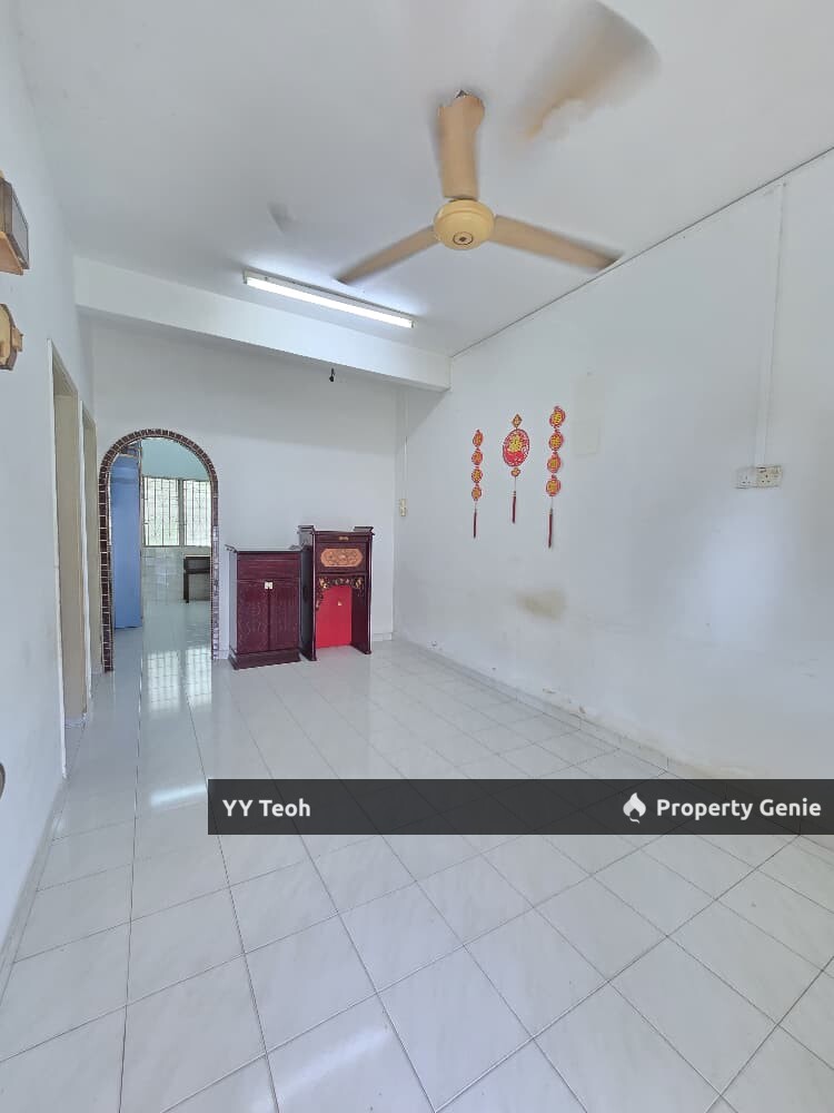 Pangsapuri Kenanga Tengkera Jaya 2R Unit GROUND FLOOR