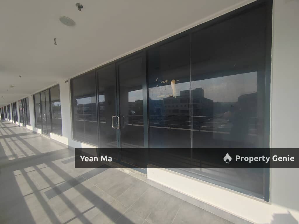 Avia Plus Shop Lot Bandar Country Homes Rawang For Rent