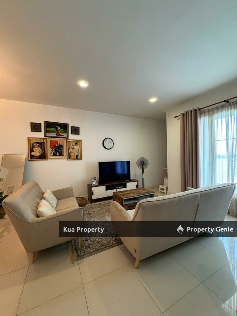 Riverine Sapphire Condominium For RENT/SALE Located at Petanak