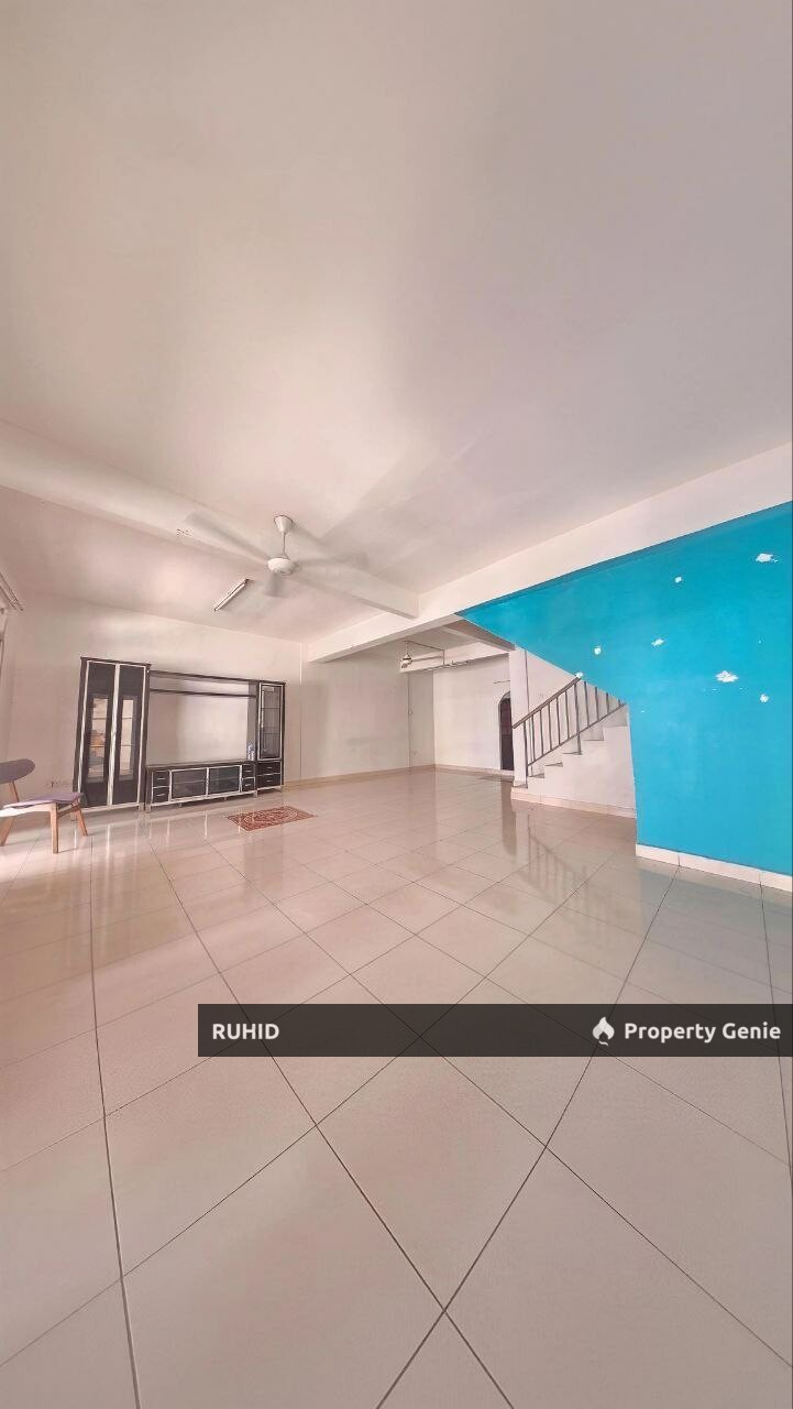 Taman Sri Putri (Jasmine Park), Kulai - Double storey terrace house